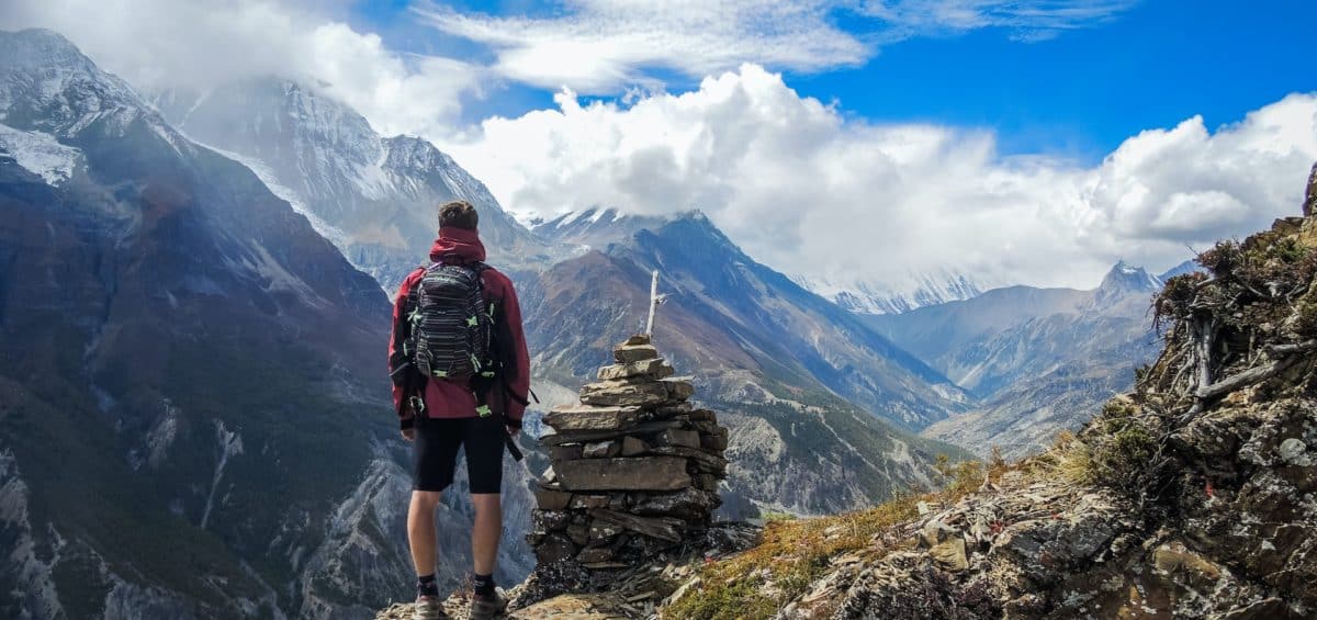 Trekking seul ou en groupe ?