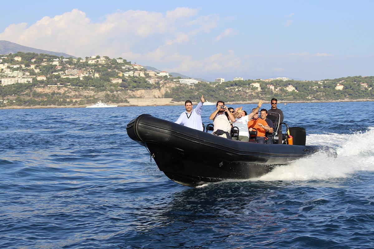 Team building bateau Zodiac Incentive Cannes