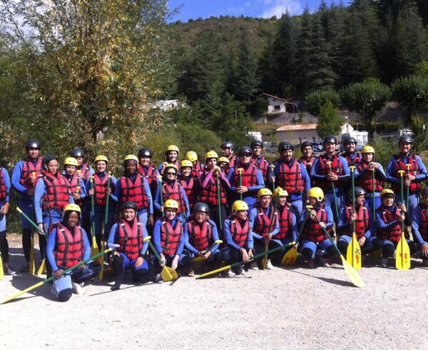 Réinventer la cohésion : un team building original pour booster vos équipes Rafting Canoe Descente de rivière Côte d'Azur