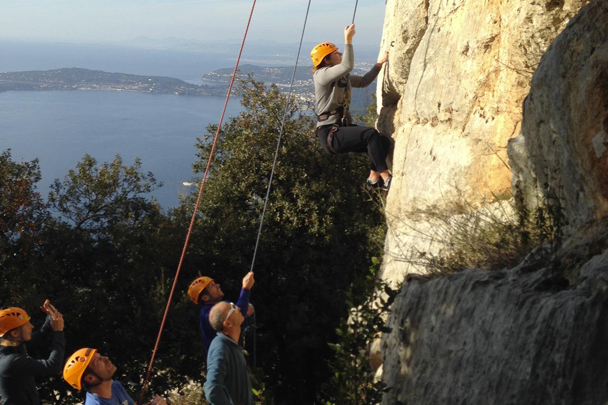 Séquence Frisson | Team building escalade, descente en rappel et tyrolienne Côte d'Azur