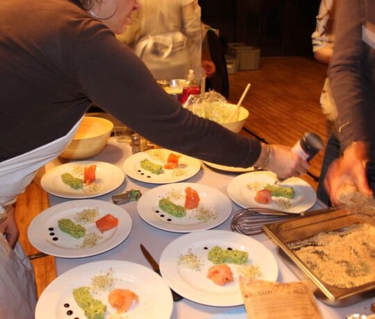 Réussir un atelier cuisine à Paris : l’ingrédient secret d’un team building réussi Team building Top Chef Flashback