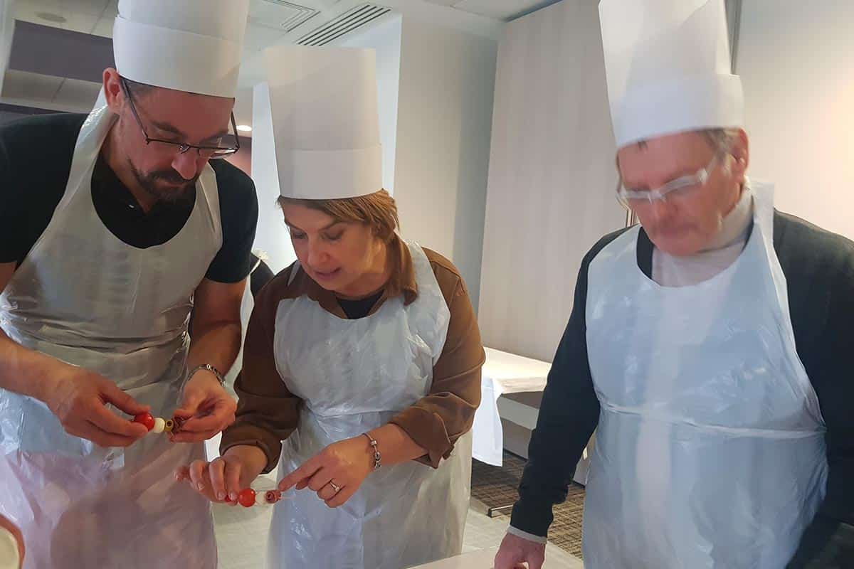 UN TEAM BUILDING CRÉATIF, LUDIQUE ET SURTOUT GOURMAND